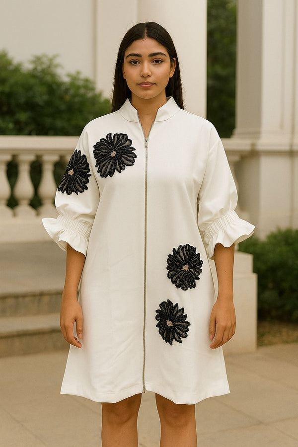 BLACK FLOWER EMBROIDERED LONG DRESS